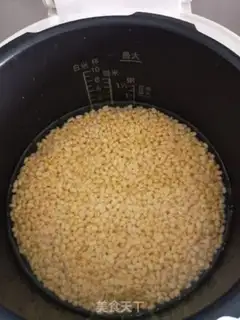 Make Old green bean cake step 1