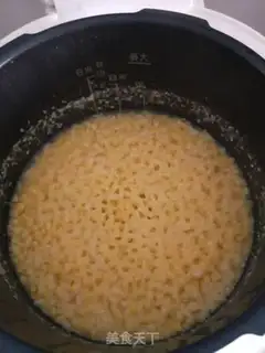 Make Old green bean cake step 2
