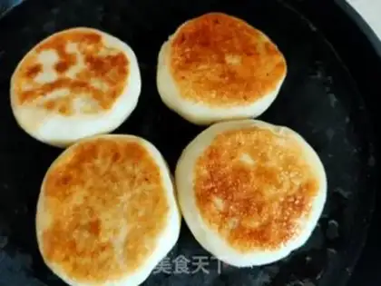 Make Oil buns step 4