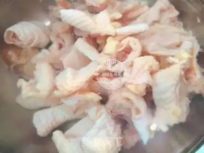 Make Guangdong Chicken step 1