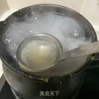 Make Pork radish chop soup step 4