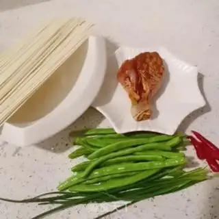 Make Four season bean noodles step 0