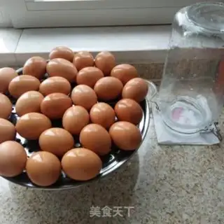 Make Pickled eggs step 1