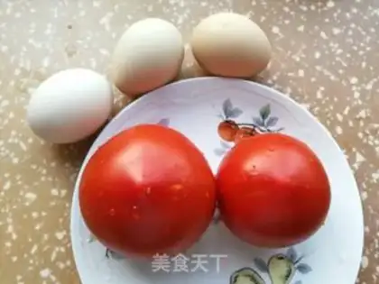 Make Tomato egg-skin soup step 2
