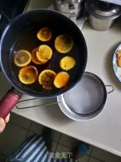 Make Banana mango melon yogurt bowl step 3