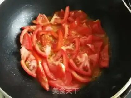 Make Tomato egg-skin soup step 4