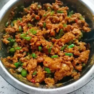 Make Four seasons of chicken buns with soy sauce step 9
