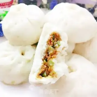 Make Four seasons of chicken buns with soy sauce step 18