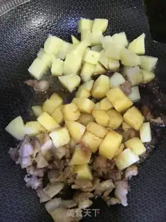 Make Five flowers for potatoes step 3