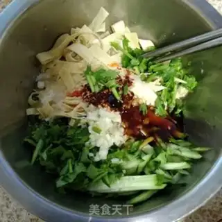 Make Soybeans with cucumbers step 1