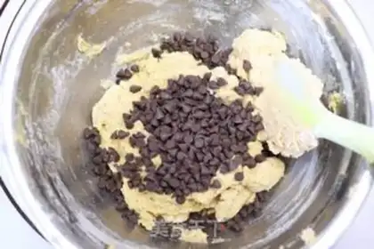 Make Butter chocolate cookies step 6