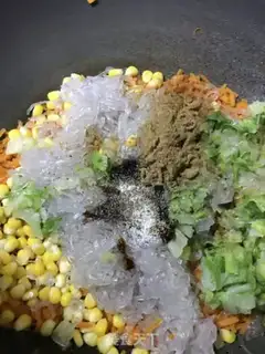 Make A vegetable fan bag step 2