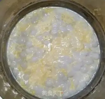 Make A little round of wine step 3