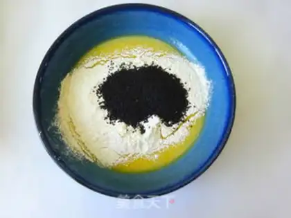 Make Black sesame peaches step 3