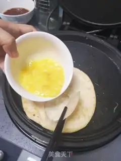Make Homemade egg-bread on the street step 15