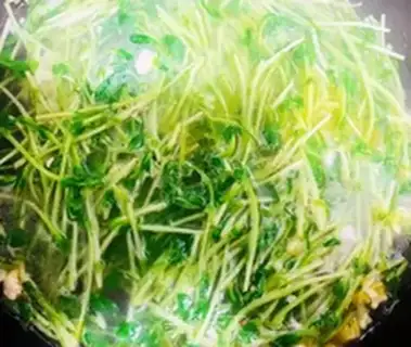 Make Bean seed soup step 4