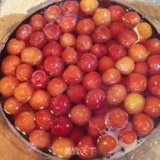 Make Ice-cold cherry candy step 2
