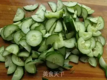 Make cucumber chops step 1