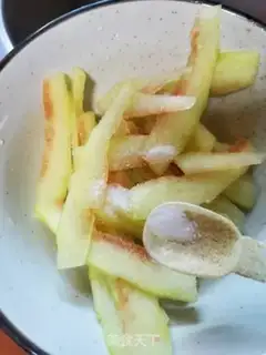 Make A watermelon step 1