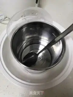 Make Yogurt and fruit step 1