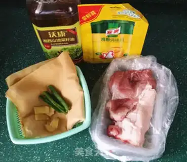 Make A thousand pork rolls step 0