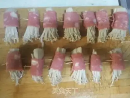 Make Bacon pins and mushrooms step 5