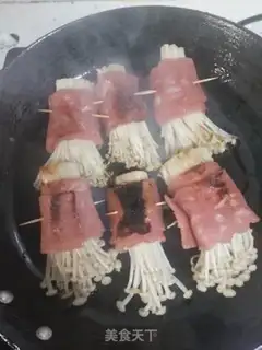Make Bacon pins and mushrooms step 8