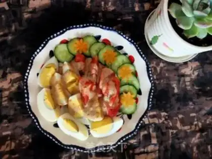 Make Egg and vegetable salad step 8