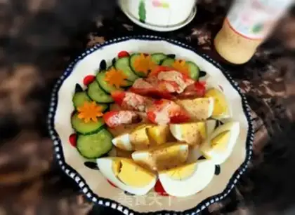 Make Egg and vegetable salad step 10