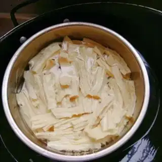 Make A cucumber collide step 4