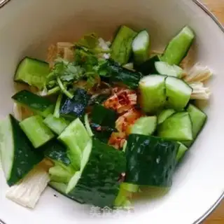 Make A cucumber collide step 5