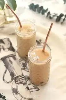 Make Iced milk tea step 6