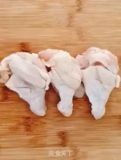 Make The bean-fruit chicken wings step 0