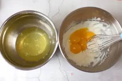 Make Onion pine roll step 4