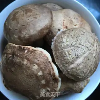 Make The sauce is sour step 1