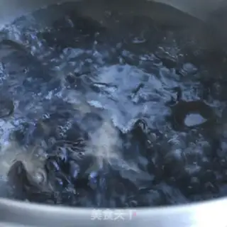 Make The sauce is sour step 2