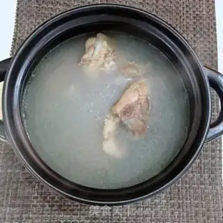 Make Brittle rib soup step 0