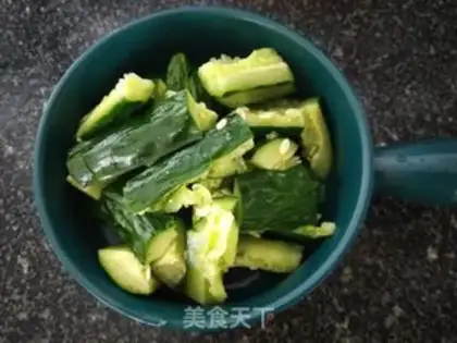Make Shoot the cucumber step 1
