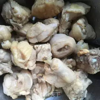 Make Chicken crotch potatoes step 1