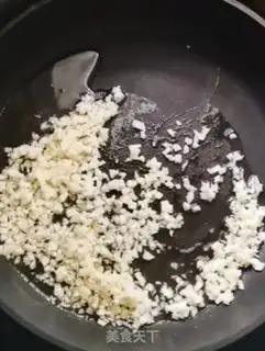 Make Garlic fan shrimp step 3