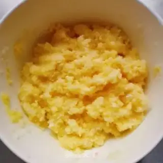 Make All-wheat coconut toast step 5
