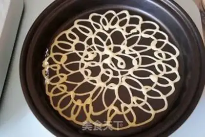 Make A lace egg roll step 6