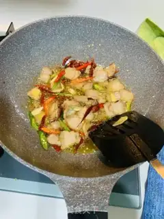 Make The doll food is made of meat step 4