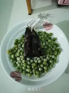 Make Salt beef fried peas step 0