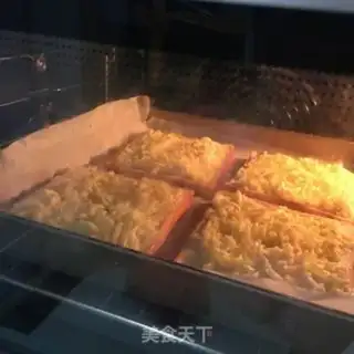 Make Caramel cheese toast step 3