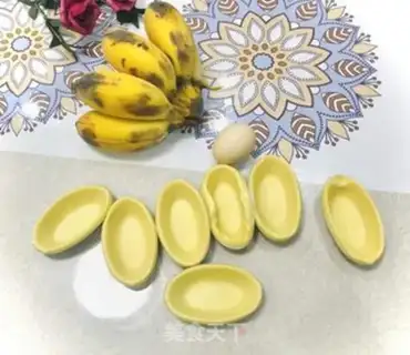 Make Banana souffle step 1
