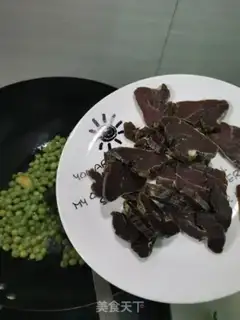Make Salt beef fried peas step 4