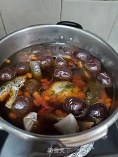 Make Red dates and chicken soup step 6
