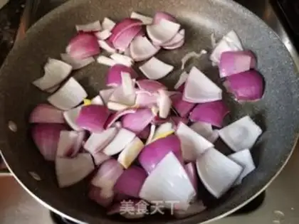 Make Onion fried cow willows step 4