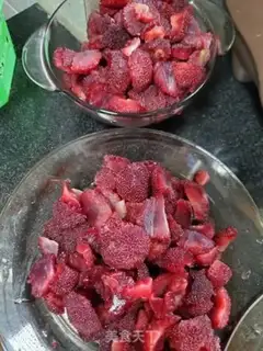 Make Yang Mei Juice step 2